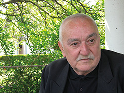 РАДОВАН БЕЛИ МАРКОВИЋ: Ране од којих живимо РАДОВАН БЕЛИ МАРКОВИЋ: Ране од којих живимо